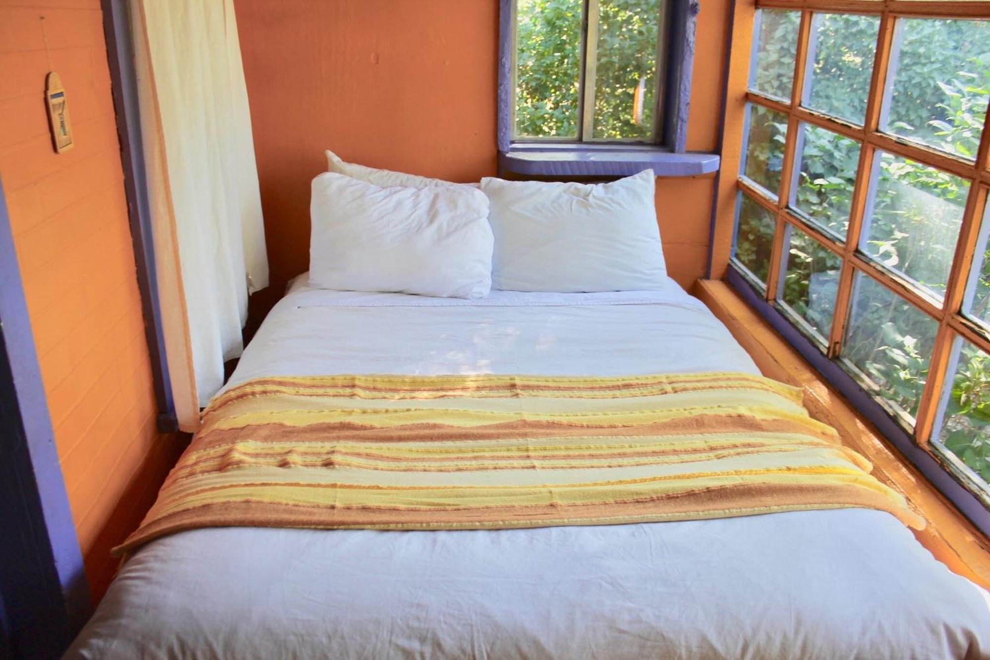 Taos Goji Farm & Eco-Lodge Retreat Arroyo Seco エクステリア 写真